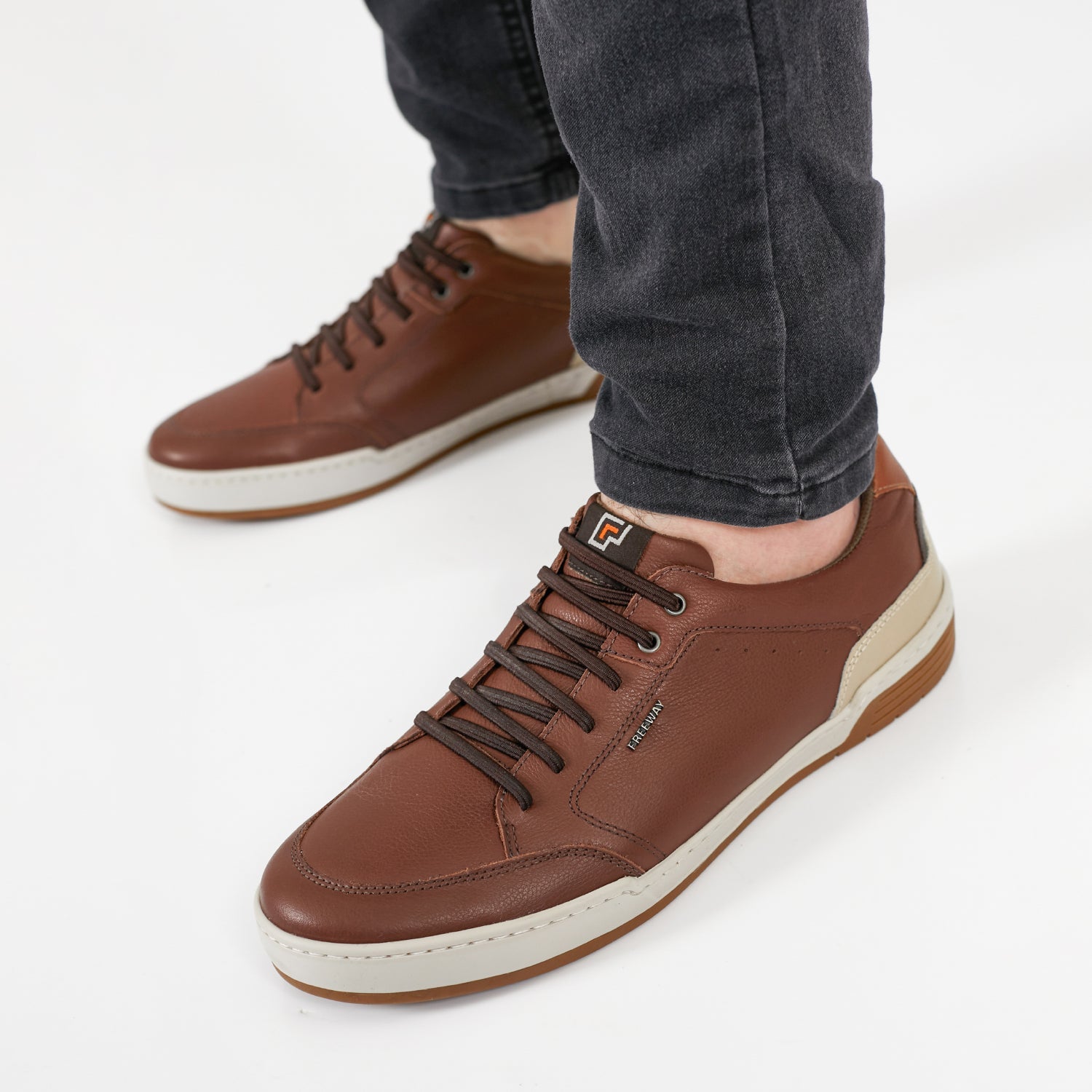 ZAPATILLA DUNCAN MARRON