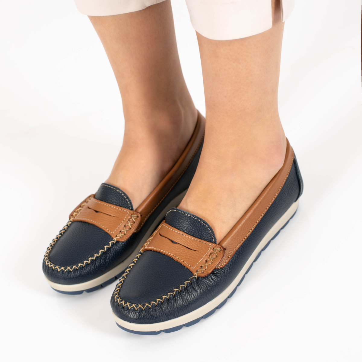 MOCASIN PAMPA AZUL SUELA