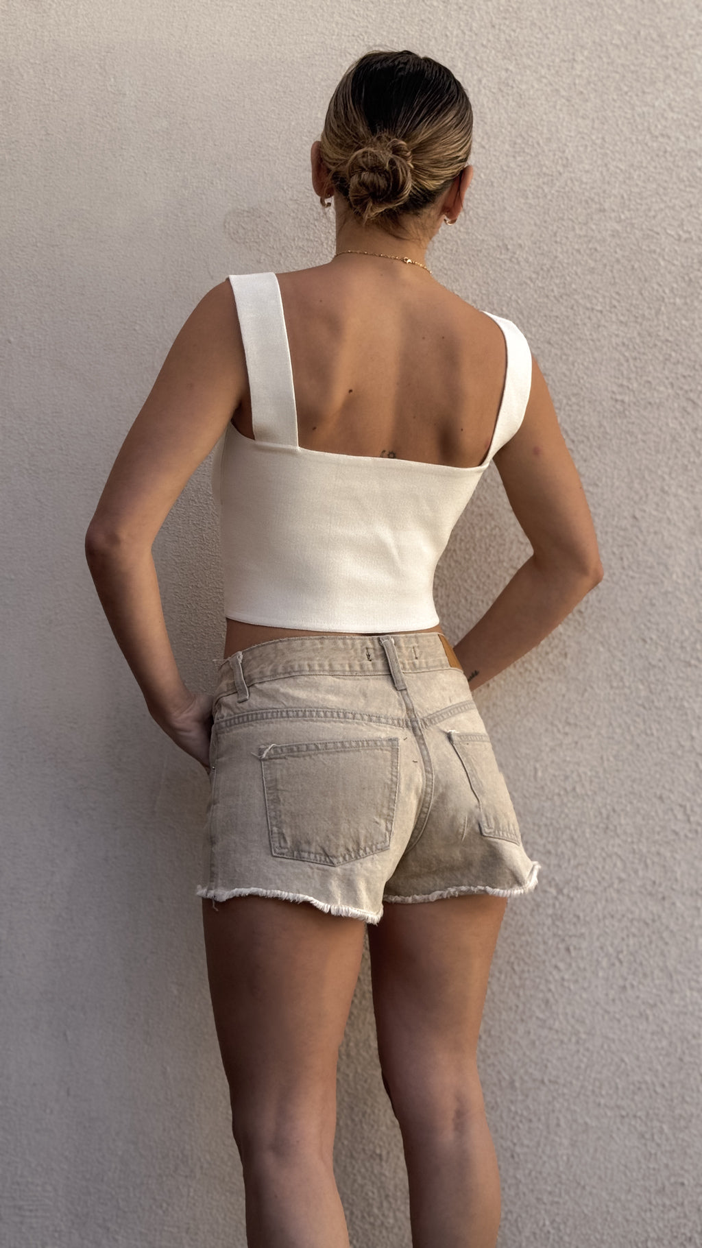 Short tiro bajo AMBER