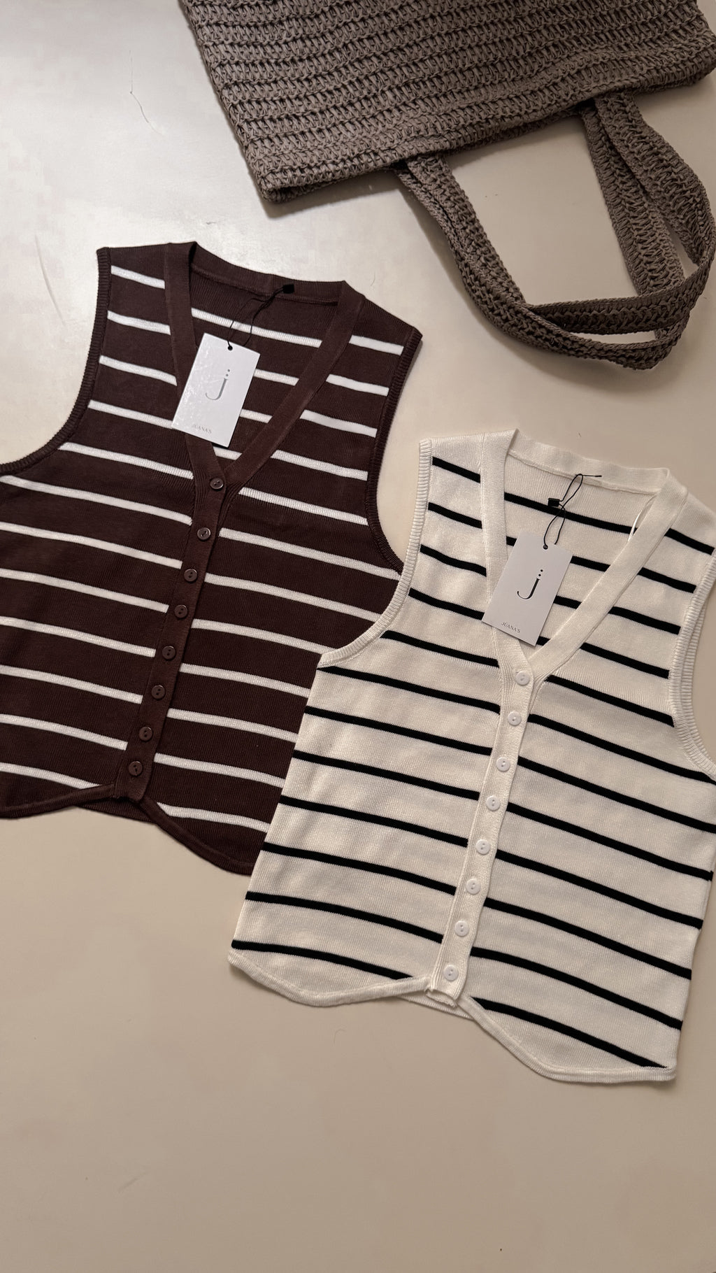 Chaleco LISBOA (RAYADO CRUDO|NEGRO)