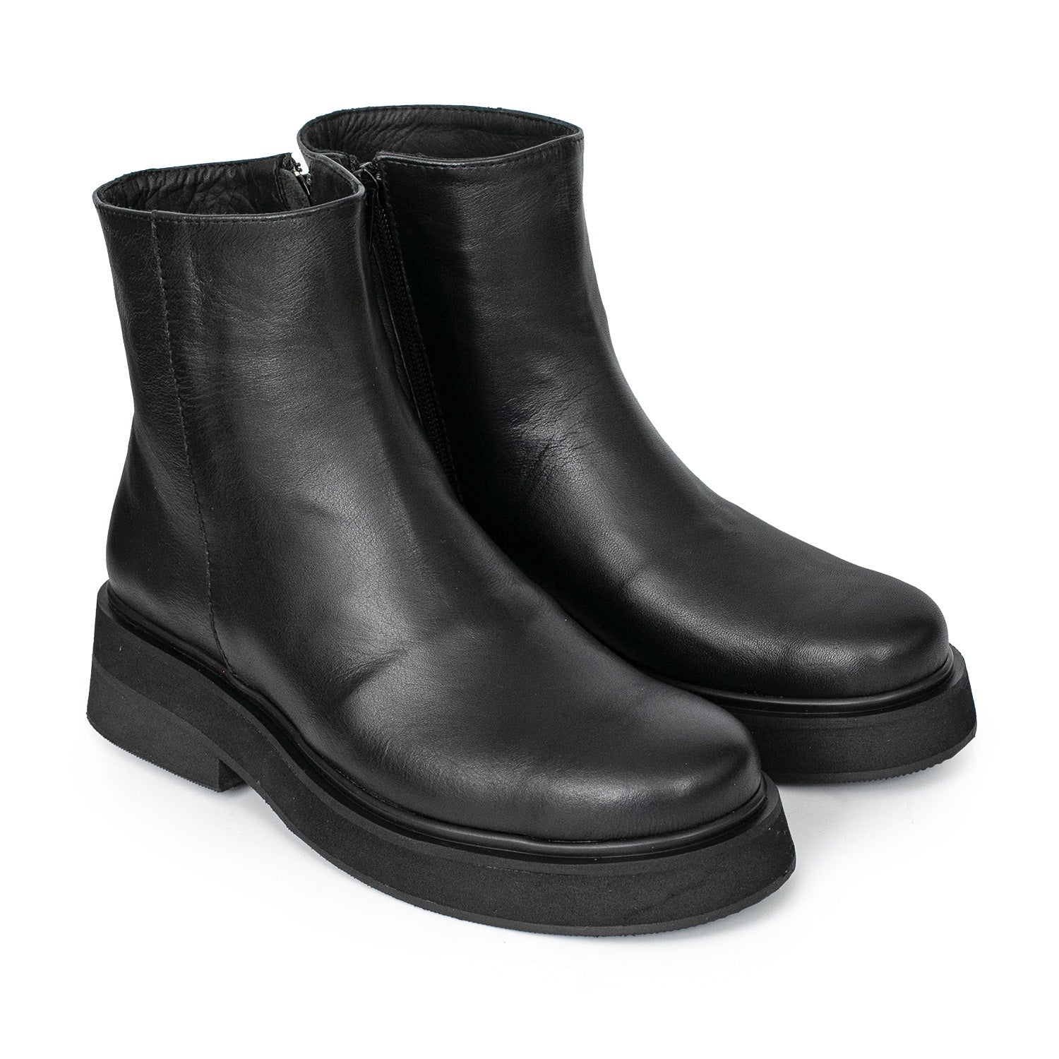 BOTA ENOLA NEGRO