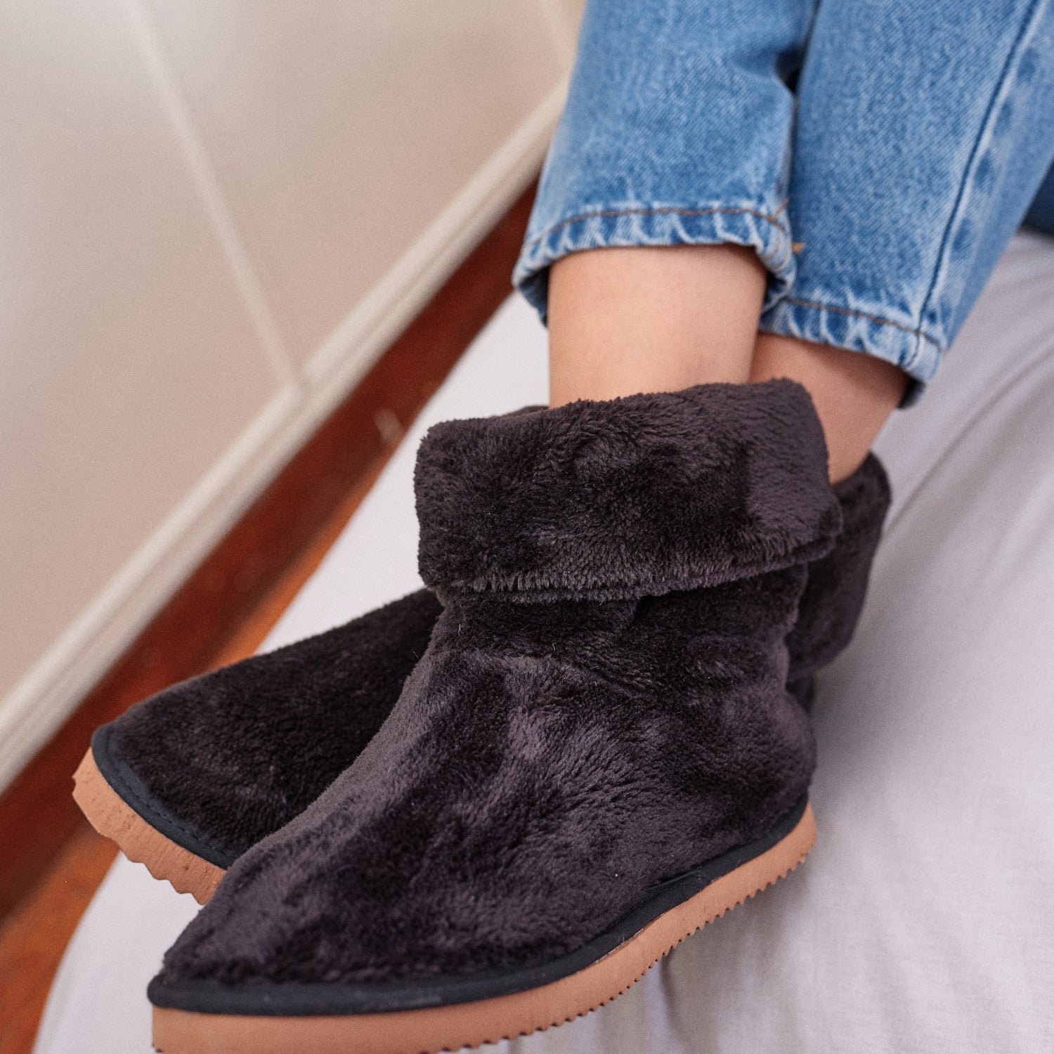 PANTUBOTA MICO NEGRA