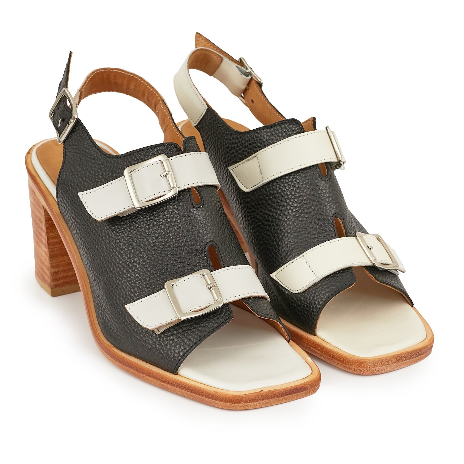 SANDALIA BARNEL NEGRA