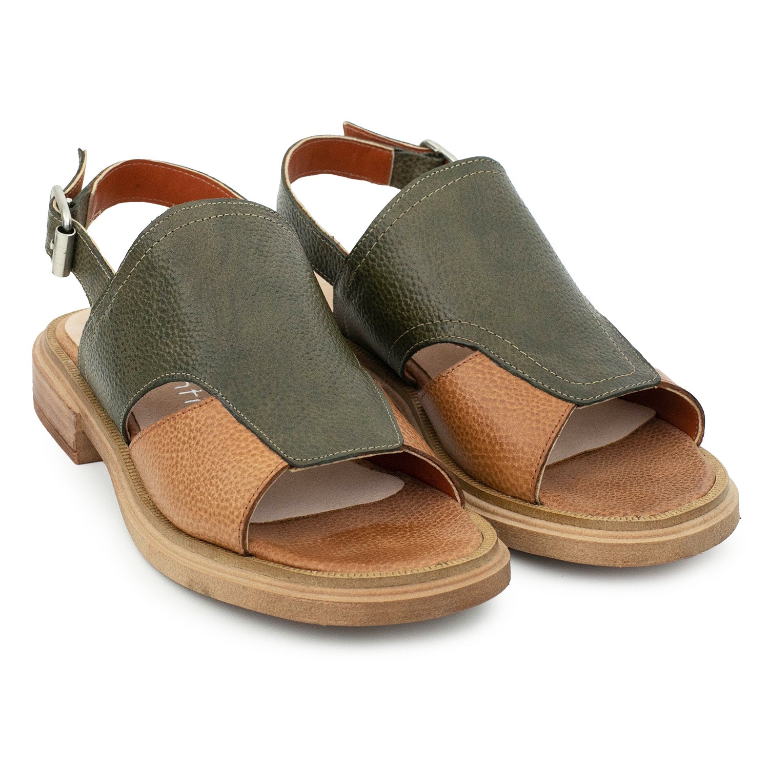 SANDALIA NINA VERDE Y SUELA